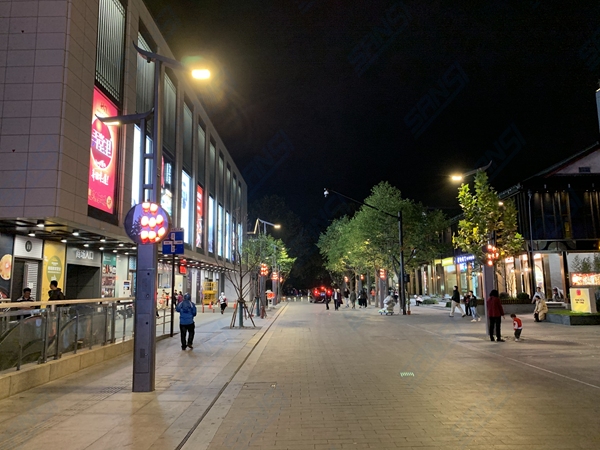 杭州（zhōu）湖（hú）濱路智慧（huì）路燈