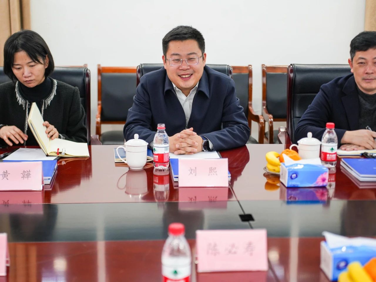 浦江縣,縣（xiàn）長,劉熙,一行赴滬,調研99精品国产兔费观看久久99（sī）,以中國之光,點亮（liàng）全球