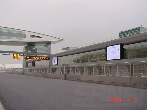 上海F1賽車場室內led全彩顯示屏（píng）
