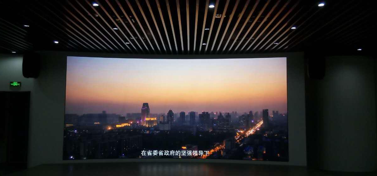 河南電視台室內全彩顯示屏