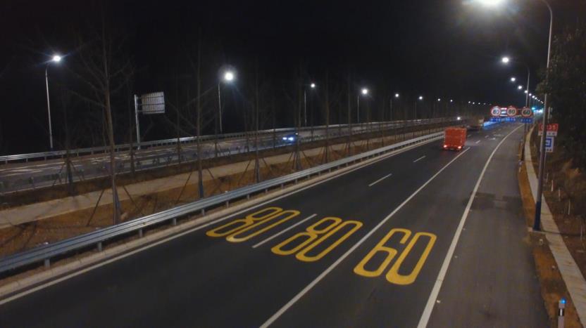 智慧路燈,道路照明（míng）,LED路燈,助力城市,多維場景升（shēng）級